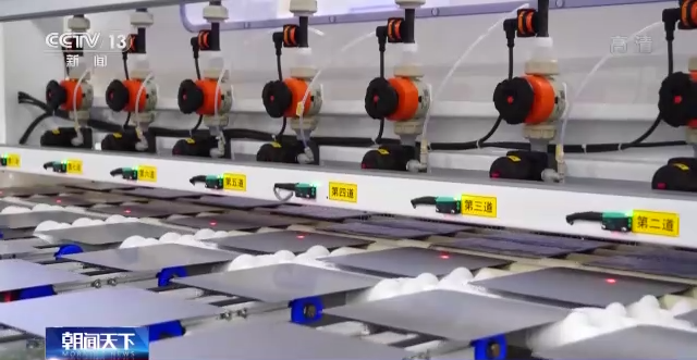 數(shù)據(jù)里的“中國活力”丨“物超人”時代來臨 物聯(lián)網(wǎng)與人工智能集成服務(wù)賦能千行百業(yè)