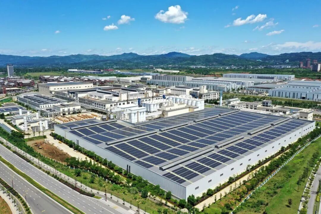 中國建材集團8家企業(yè)獲評國家卓越級智能工廠，引領(lǐng)人工智能行業(yè)應(yīng)用系統(tǒng)集成服務(wù)新標桿